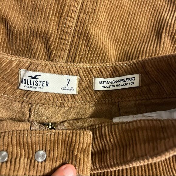 Hollister Tan Mini Skirt Casual Corduroy - Picture 3 of 3